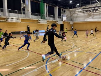 エリース豊島FCの選手と一緒に楽しく体を動かしましょう!
(第3弾)を開催