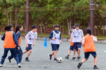 子どもの可能性を広げる!千登世橋中学校でマルチスポーツ体験会を開催